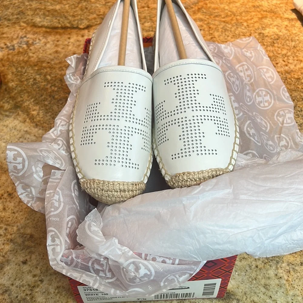 NWT white Tory Burch Perforated Logo Espadrille Nappa Leather - Picture 2 of 6